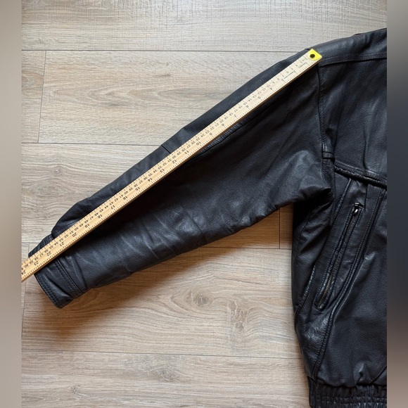 Wilda Vintage Men’s Black Genuine Leather Bomber Jacket L Lined Zip Front - Picture 8 of 13